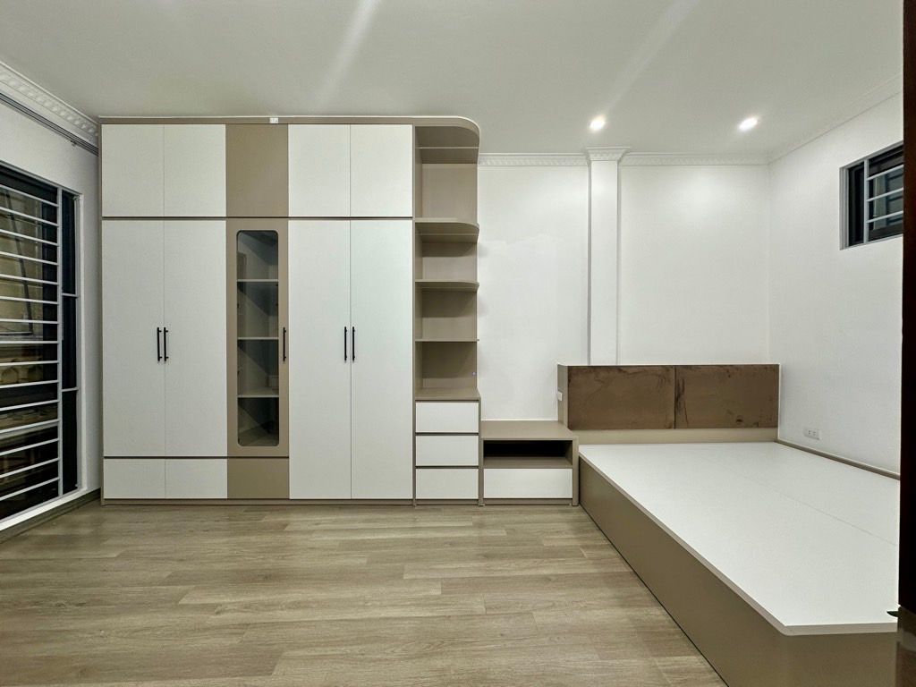 Bán nhà Trần Khát Chân - diện tích 55m2 5 tầng - HÀNG HIẾM TRẦN KHÁT CHÂN - 15M RA OTO 40M RA PHỐ - MẶT TIỀN 8.5M - giá 11,9 tỷ