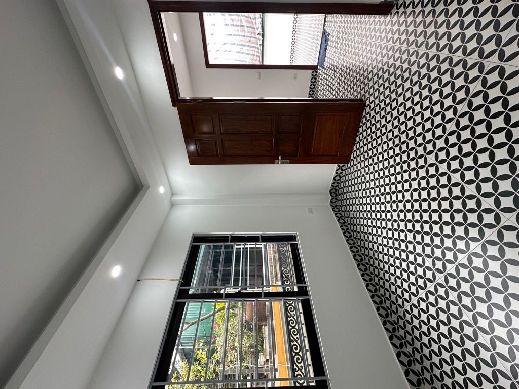 Bán nhà Trần Khát Chân - diện tích 55m2 5 tầng - HÀNG HIẾM TRẦN KHÁT CHÂN - 15M RA OTO 40M RA PHỐ - MẶT TIỀN 8.5M - giá 11,9 tỷ