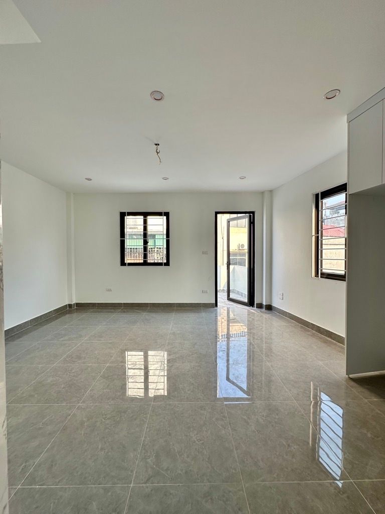 Bán nhà Trần Khát Chân - diện tích 42m2 5 tầng - Lô góc thoáng sáng - giá 12,6 tỷ