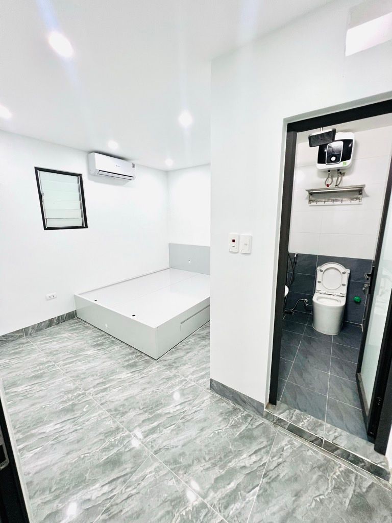 Bán nhà Mai Động - diện tích 50m2 1 tầng - Mặt tiền rộng - giá 2,85 tỷ