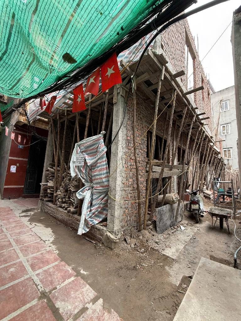 Bán nhà Ngõ Quỳnh - diện tích 37m2 5 tầng - lô góc - giá 1,1 tỷ