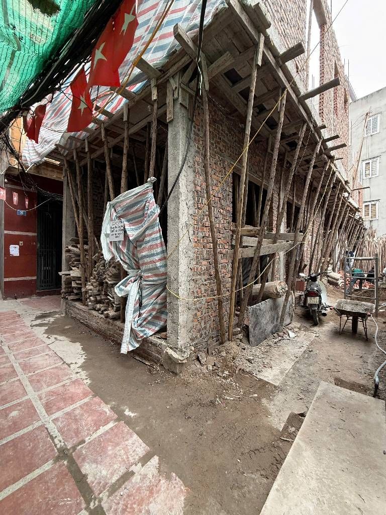 Bán nhà Ngõ Quỳnh - diện tích 37m2 5 tầng - lô góc - giá 1,1 tỷ