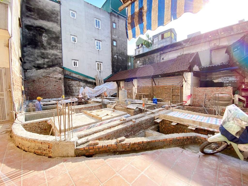 Bán nhà Ngõ Quỳnh - diện tích 37m2 5 tầng - lô góc - giá 1,1 tỷ