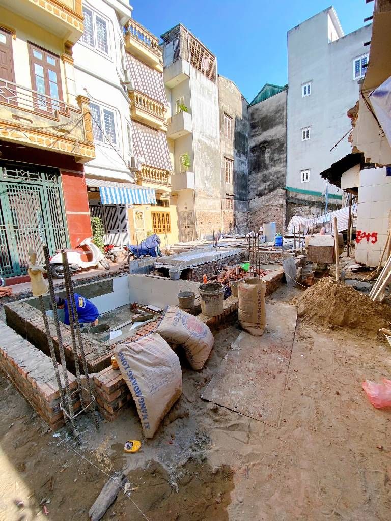 Bán nhà Ngõ Quỳnh - diện tích 37m2 5 tầng - lô góc - giá 1,1 tỷ