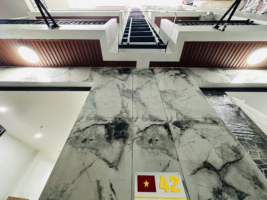 Bán nhà Tôn Đức Thắng - diện tích 57m2 7 tầng - Mặt tiền cực đẹp 8.2m - giá 16,9 tỷ