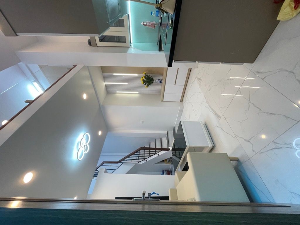 Bán nhà Ngõ Tiến Bộ - diện tích 21,8m2 5 tầng - Mặt ngõ thông ba gác tránh nhau - giá 5,25 tỷ