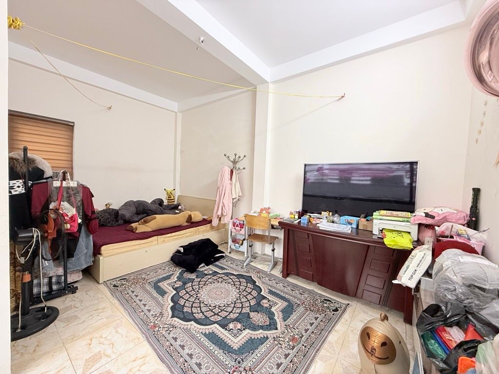 Bán nhà Minh Khai - diện tích 19,1m2 6 tầng - Ô TÔ ĐỖ CỬA - giá 10,7 tỷ