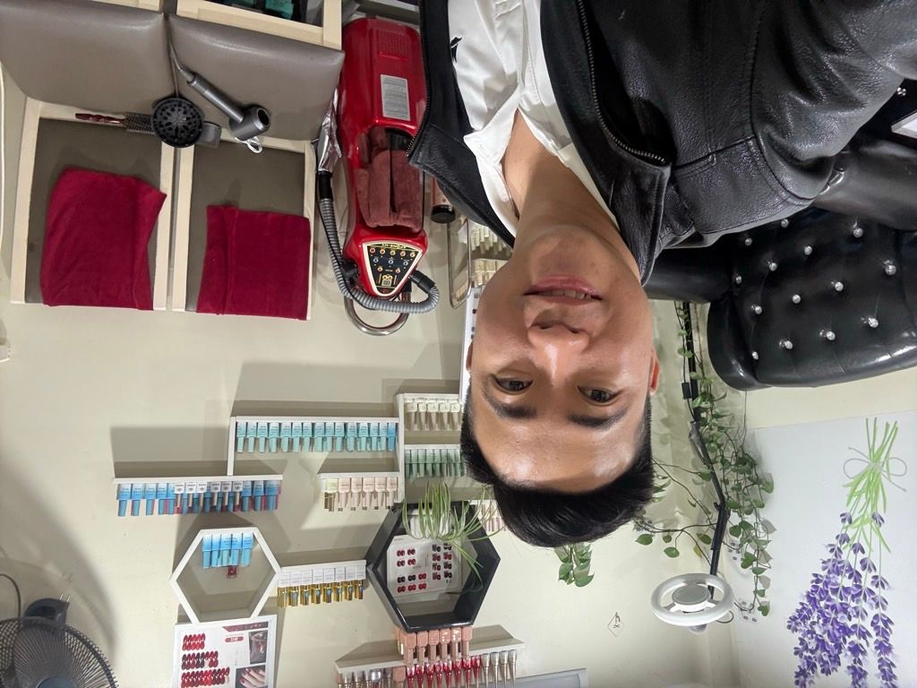 Bán nhà Minh Khai - diện tích 19,1m2 6 tầng - Ô TÔ ĐỖ CỬA - giá 10,7 tỷ