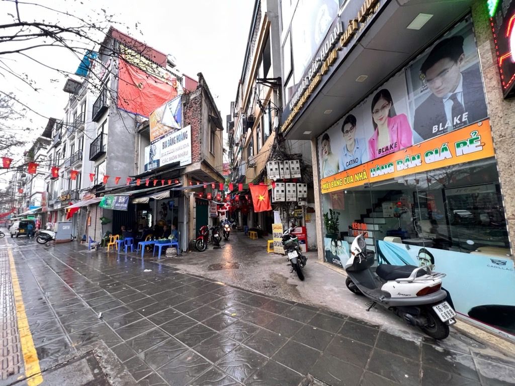 Bán nhà Minh Khai - diện tích 19,1m2 6 tầng - Ô TÔ ĐỖ CỬA - giá 10,7 tỷ