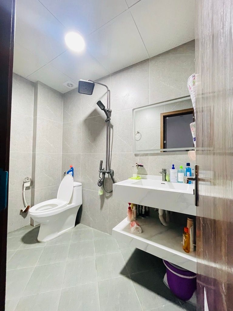 Bán nhà Văn Chương - diện tích 30m2 6 tầng - Ô tô đỗ cổng - giá 15 tỷ