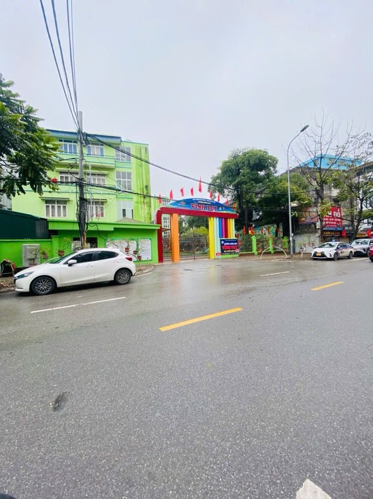 Bán nhà Dương Văn Bé - diện tích 53m2 4 tầng - Mặt ngõ ô tô tránh - giá 23,5 tỷ