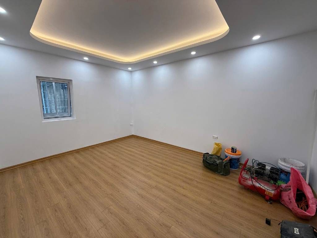 Bán nhà Nguyễn Quý Đức - diện tích 60m2 1 tầng - Căn hộ tập thể tầng 5 - giá 3,9 tỷ