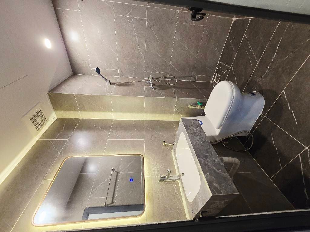 Bán nhà Bùi Xương Trạch - diện tích 59.9m2 7 tầng - CĂN HỘ DỊCH VỤ CAO CẤP - giá 18,8 tỷ