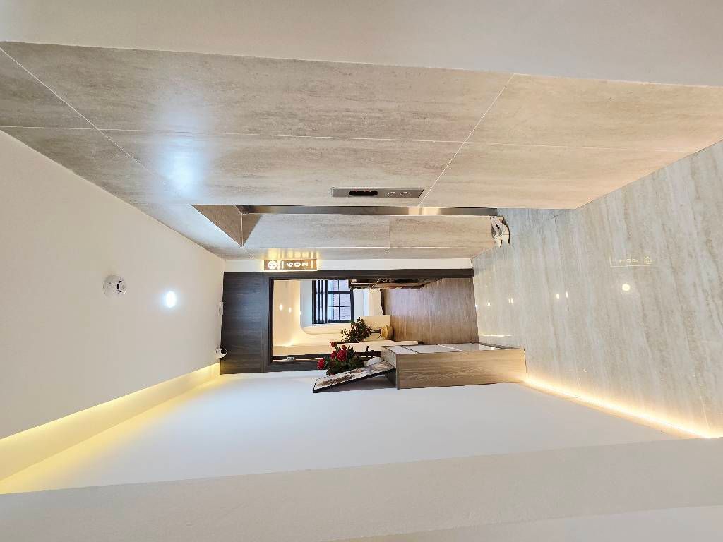 Bán nhà Bùi Xương Trạch - diện tích 59.9m2 7 tầng - CĂN HỘ DỊCH VỤ CAO CẤP - giá 18,8 tỷ