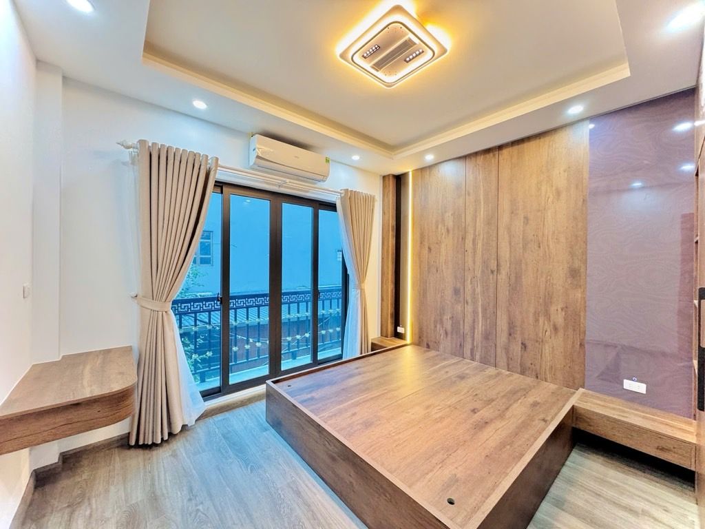 Bán nhà Minh Khai - diện tích 26m2 5 tầng - LÔ GÓC BA THOÁNG - giá 11,5 tỷ