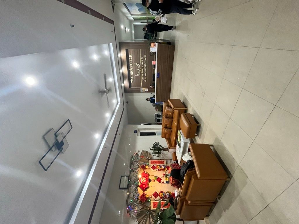 Bán nhà Kim Lũ - diện tích 57m2 27 tầng - Chung cư Lô góc - giá 3,55 tỷ