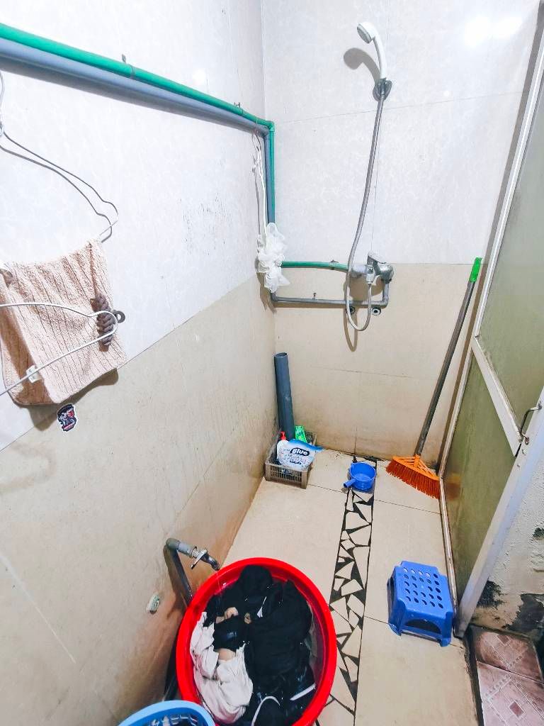 Bán nhà Hòa Bình - diện tích 30.1m2 1 tầng - ô tô tránh - giá 3,4 tỷ