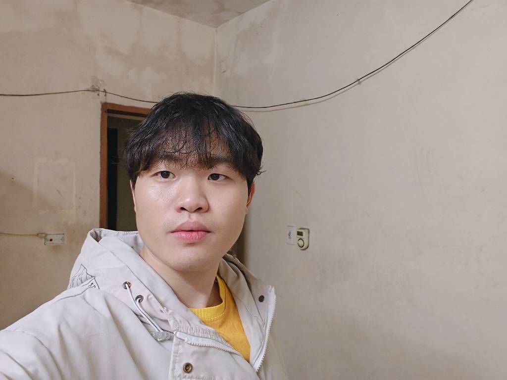 Bán nhà Hòa Bình - diện tích 30.1m2 1 tầng - ô tô tránh - giá 3,4 tỷ