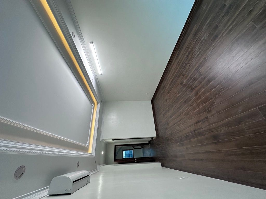 Bán nhà Minh Khai - diện tích 38m2 6 tầng - thang máy - giá 14,8 tỷ