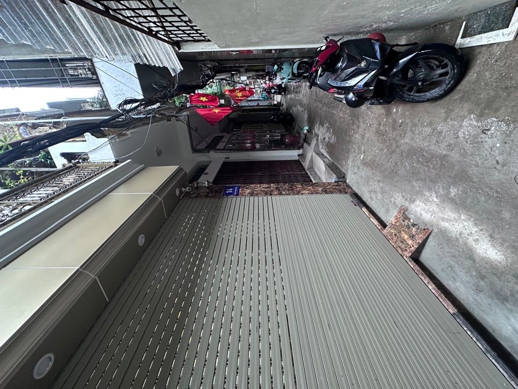 Bán nhà Minh Khai - diện tích 38m2 6 tầng - thang máy - giá 14,8 tỷ