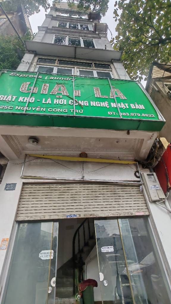 Bán nhà Nguyễn Công Trứ - diện tích 14,6m2 6 tầng - MẶT PHỐ KINH DOANH SẦM UẤT - giá 12,8 tỷ