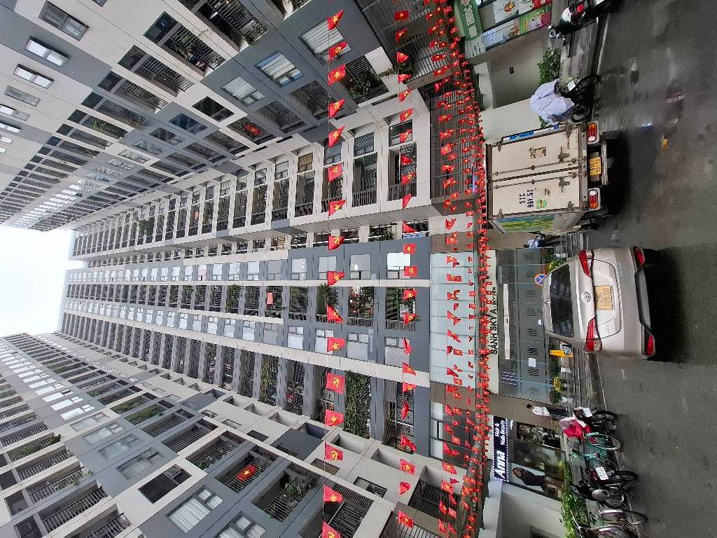 Bán nhà Minh Khai - diện tích 81m2 3 tầng - Căn góc - giá 9,68 tỷ