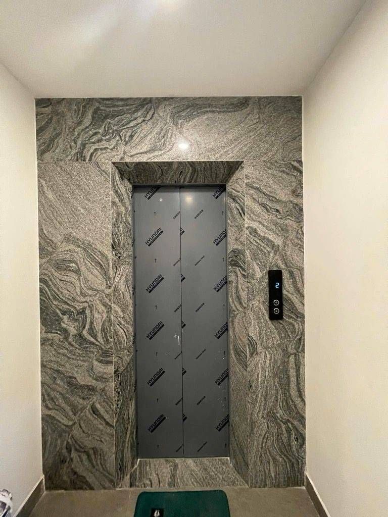 Bán nhà Minh Khai - diện tích 81m2 3 tầng - Căn góc - giá 9,68 tỷ