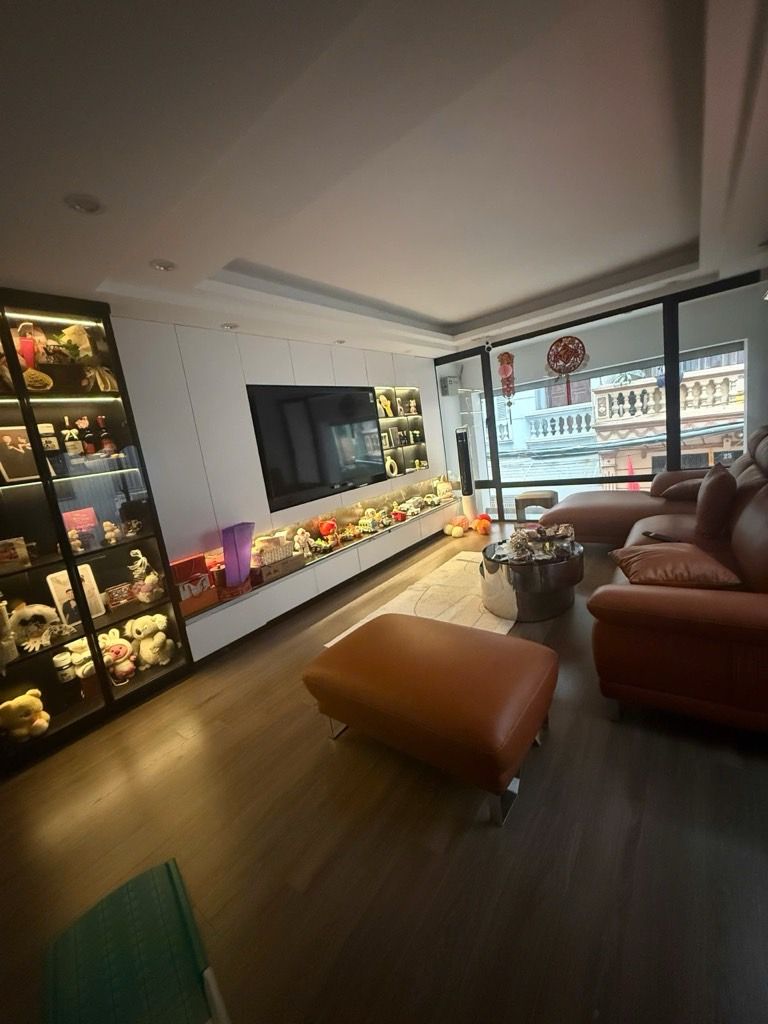 Bán nhà Thịnh Hào 1 - diện tích 35.4m2 6 tầng - ô tô vào nhà - giá 16,3 tỷ