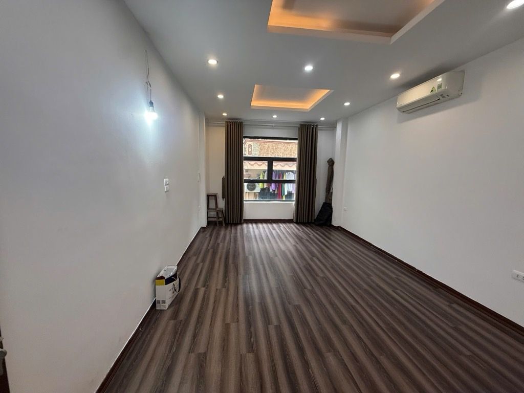 Bán nhà Thịnh Hào 1 - diện tích 35.4m2 6 tầng - ô tô vào nhà - giá 16,3 tỷ