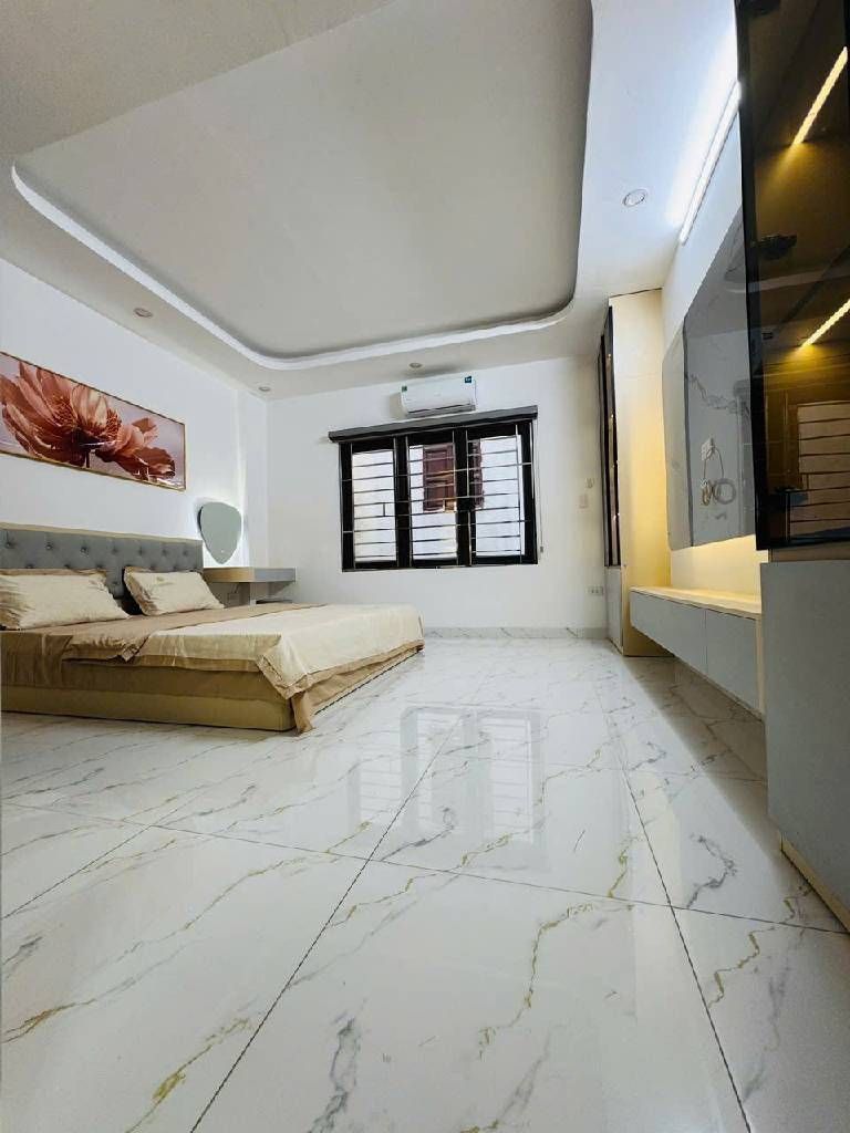 Bán nhà Nam Dư - diện tích 30m2 5 tầng - gần ô tô - giá 7,35 tỷ