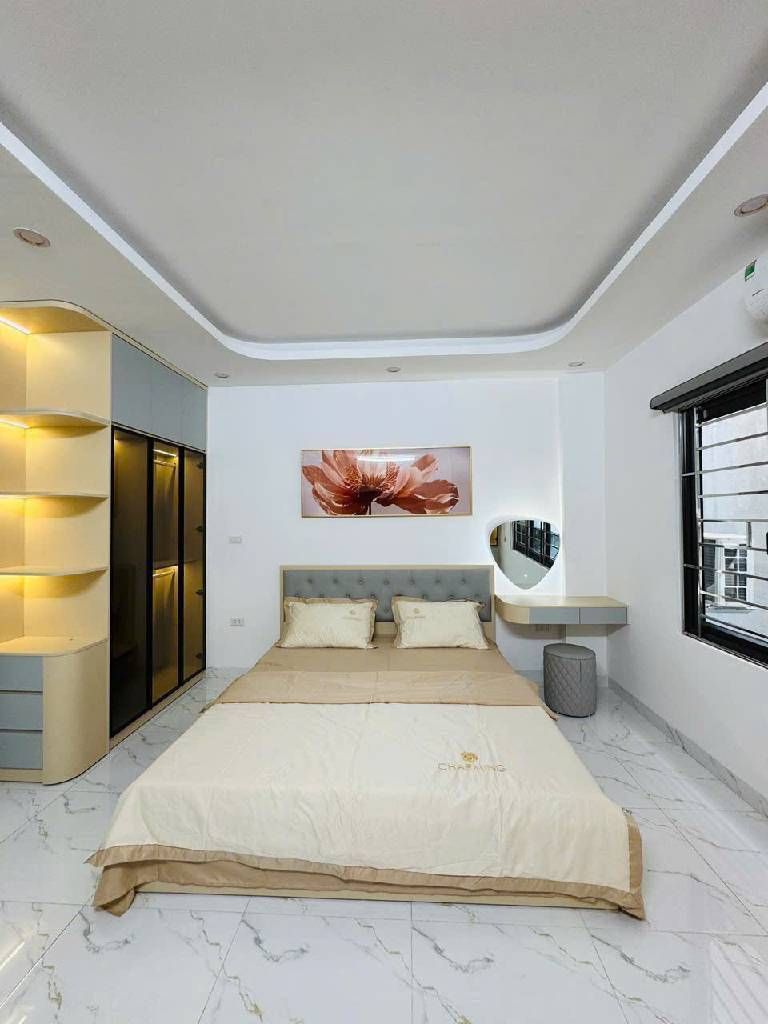 Bán nhà Nam Dư - diện tích 30m2 5 tầng - gần ô tô - giá 7,35 tỷ