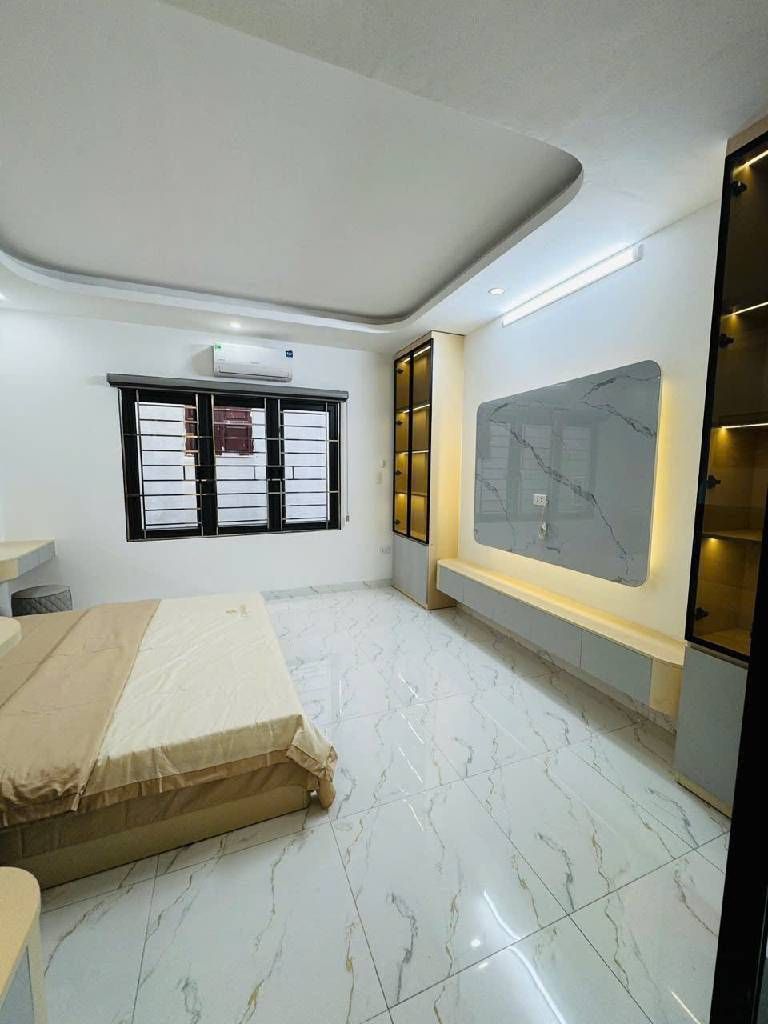 Bán nhà Nam Dư - diện tích 30m2 5 tầng - gần ô tô - giá 7,35 tỷ