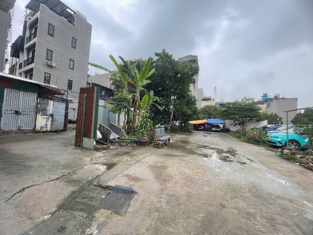 Bán nhà Nguyễn Khoái - diện tích 51m2 1 tầng - Lô góc - giá 2,35 tỷ