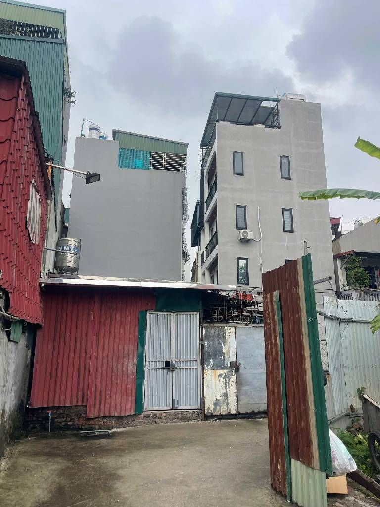 Bán nhà Nguyễn Khoái - diện tích 51m2 1 tầng - Lô góc - giá 2,35 tỷ