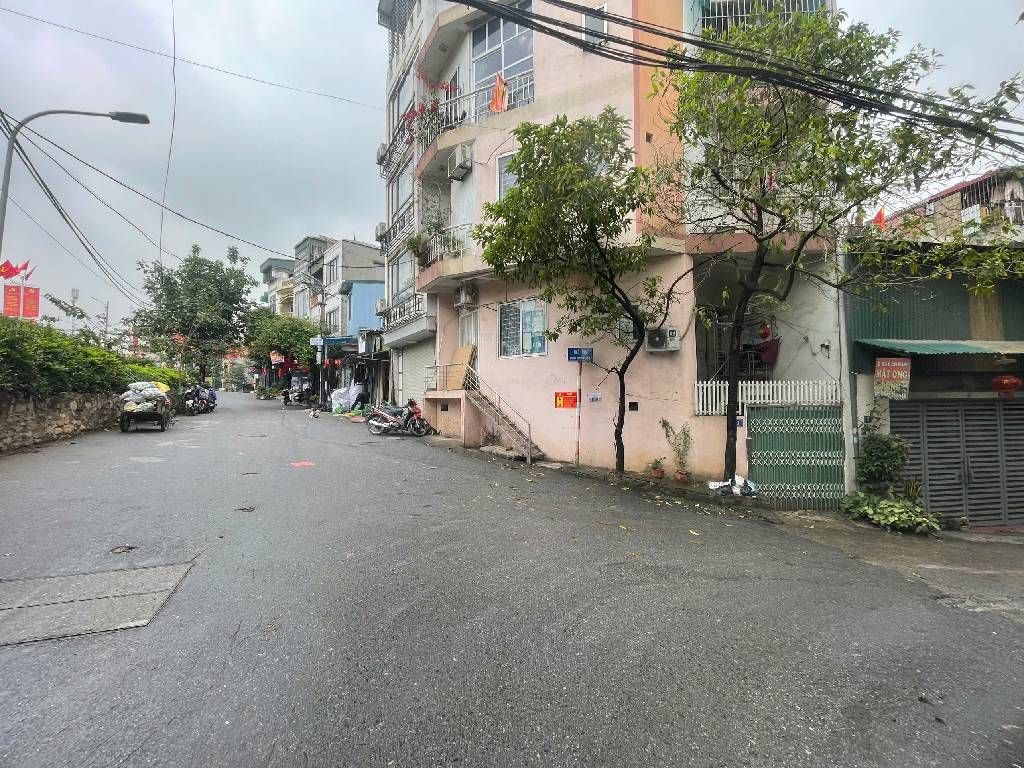 Bán nhà Nguyễn Khoái - diện tích 51m2 1 tầng - Lô góc - giá 2,35 tỷ