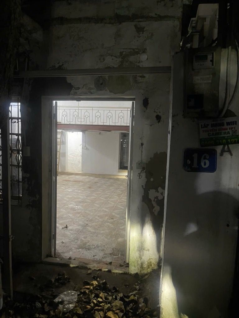 Bán nhà Kim Đồng - diện tích 81m2 1 tầng - Mặt ngõ gần hồ đền Lừ - giá 24 tỷ