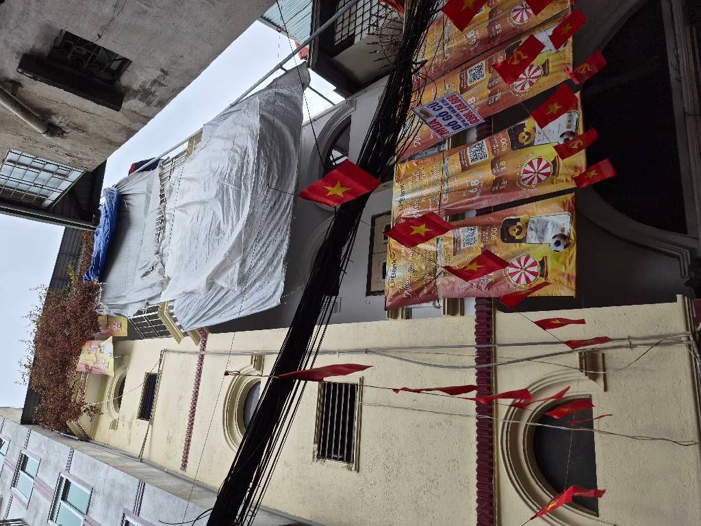 Bán nhà Đoàn Thị Điểm - diện tích 32,8m2 3 tầng - ô tô tránh nhau thoải mái - giá 12,8 tỷ