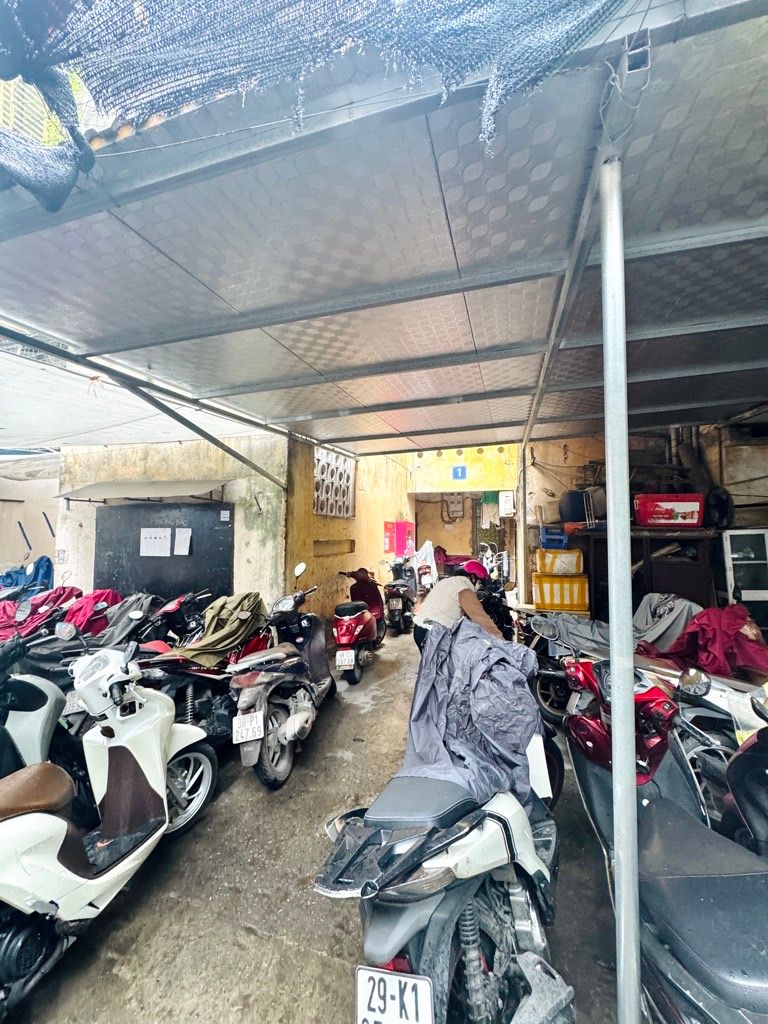 Bán nhà Thái Thịnh - diện tích 61m2 2 tầng - Lô góc - giá 9,7 tỷ