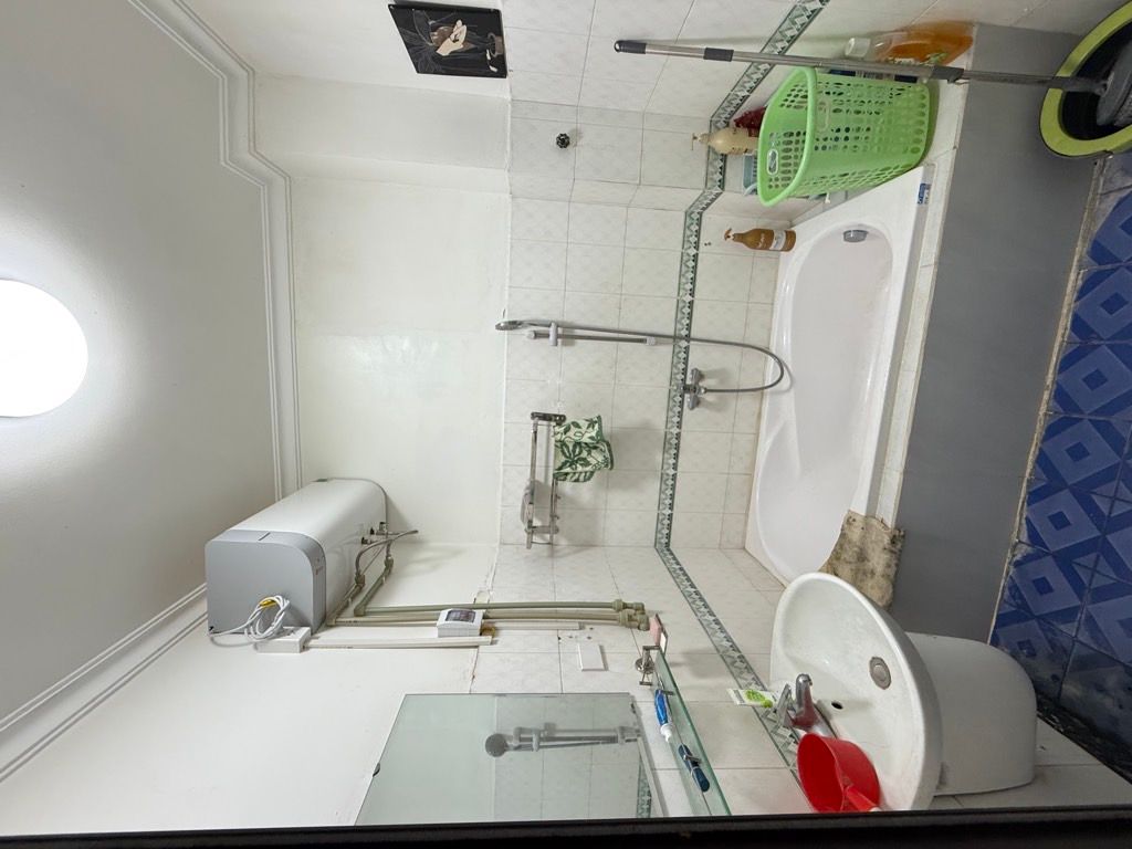 Bán nhà Hồng Mai - diện tích 36m2 5 tầng - ô tô tải đỗ - giá 13,75 tỷ