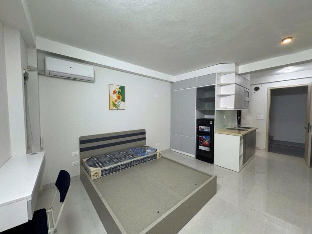 Bán nhà Tây Sơn - diện tích 28.5m2 6 tầng - Cạnh ĐH Công Đoàn - giá 9,1 tỷ