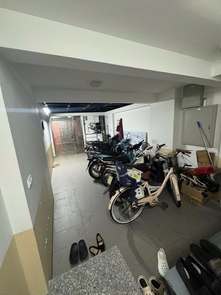 Bán nhà Tây Sơn - diện tích 28.5m2 6 tầng - Cạnh ĐH Công Đoàn - giá 9,1 tỷ