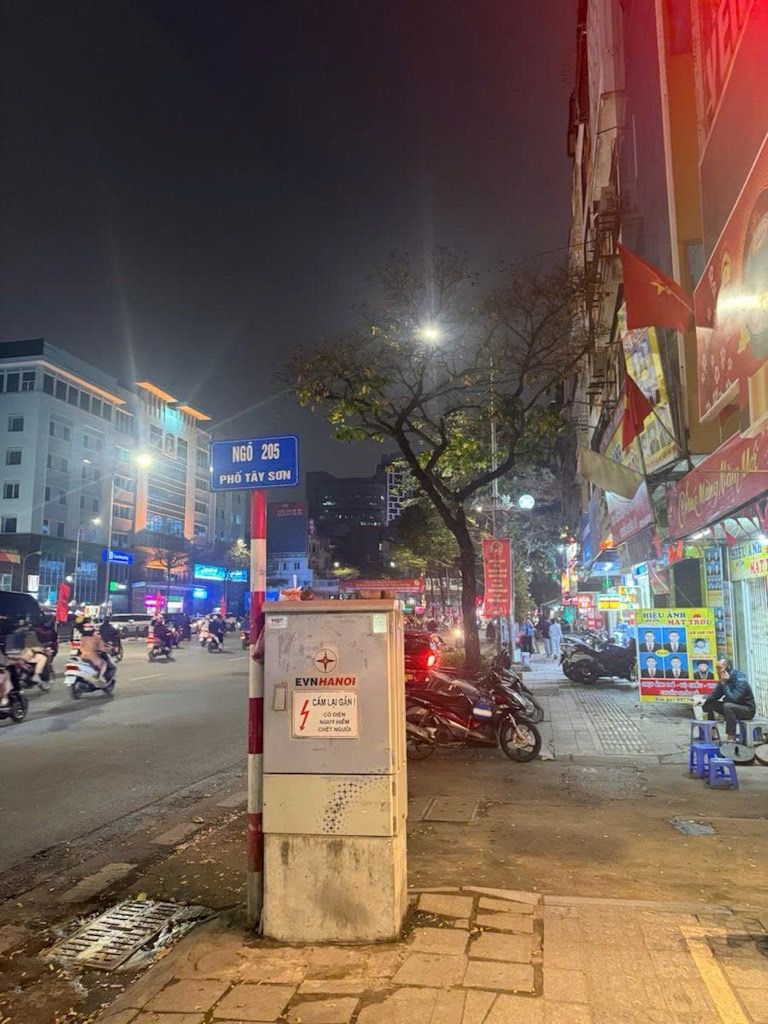 Bán nhà Tây Sơn - diện tích 28.5m2 6 tầng - Cạnh ĐH Công Đoàn - giá 9,1 tỷ