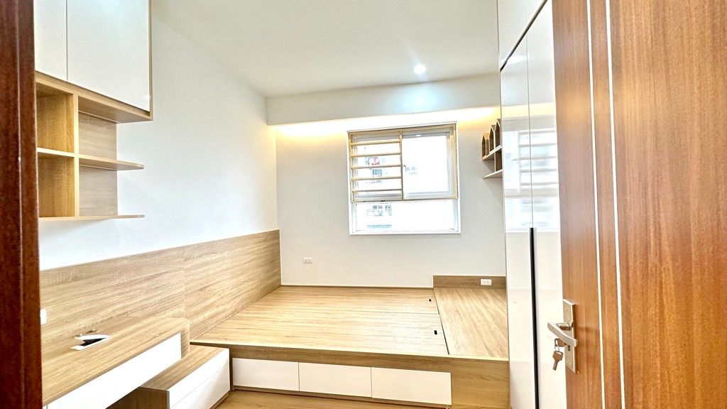 Bán nhà Tam Trinh - diện tích 105m2 1 tầng - Căn hộ 3 ngủ giữa trung tâm - giá 8,6 tỷ