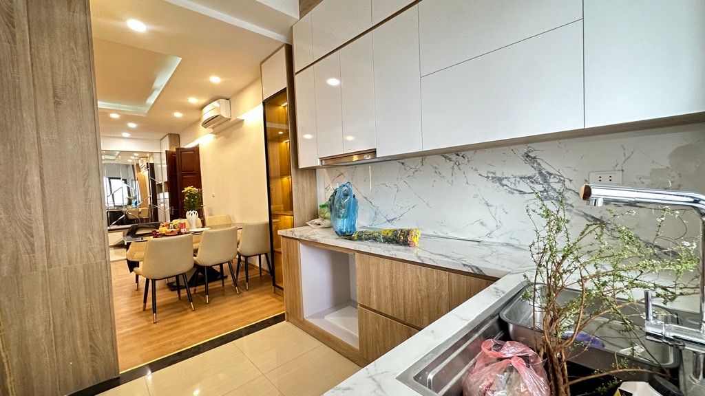 Bán nhà Tam Trinh - diện tích 105m2 1 tầng - Căn hộ 3 ngủ giữa trung tâm - giá 8,6 tỷ