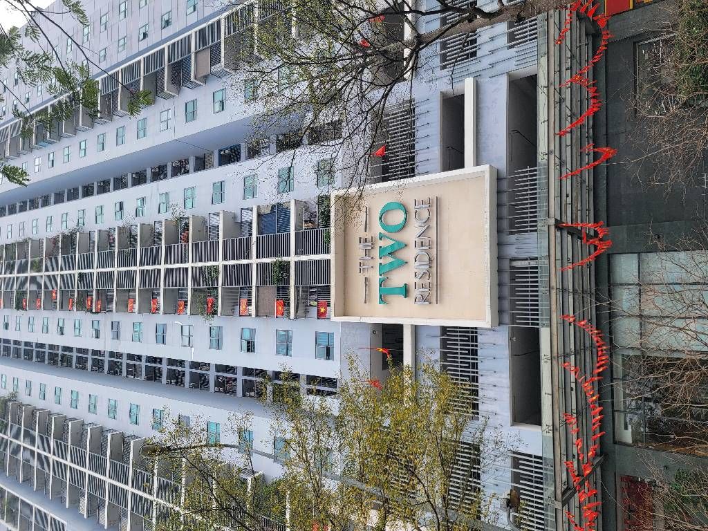 Bán căn hộ The Two Residence - diện tích 79m2 9 tầng - Hàng hiếm - giá 7,8 tỷ