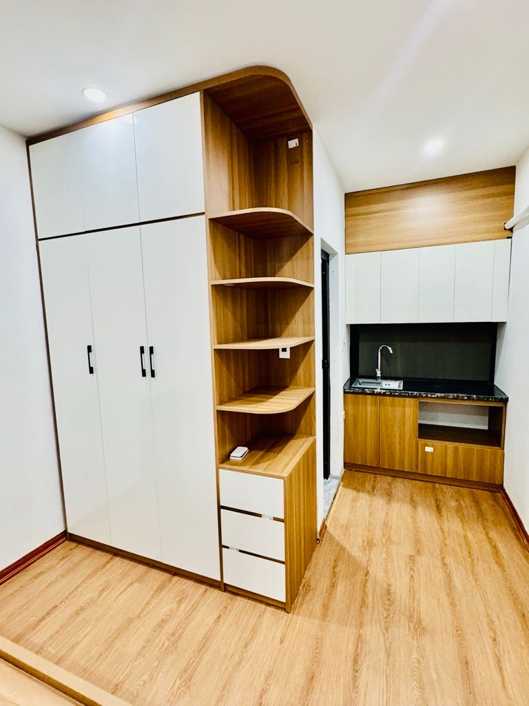 Bán nhà Trương Định - diện tích 49m2 5 tầng - Mặt ngõ ô tô - giá 14,3 tỷ