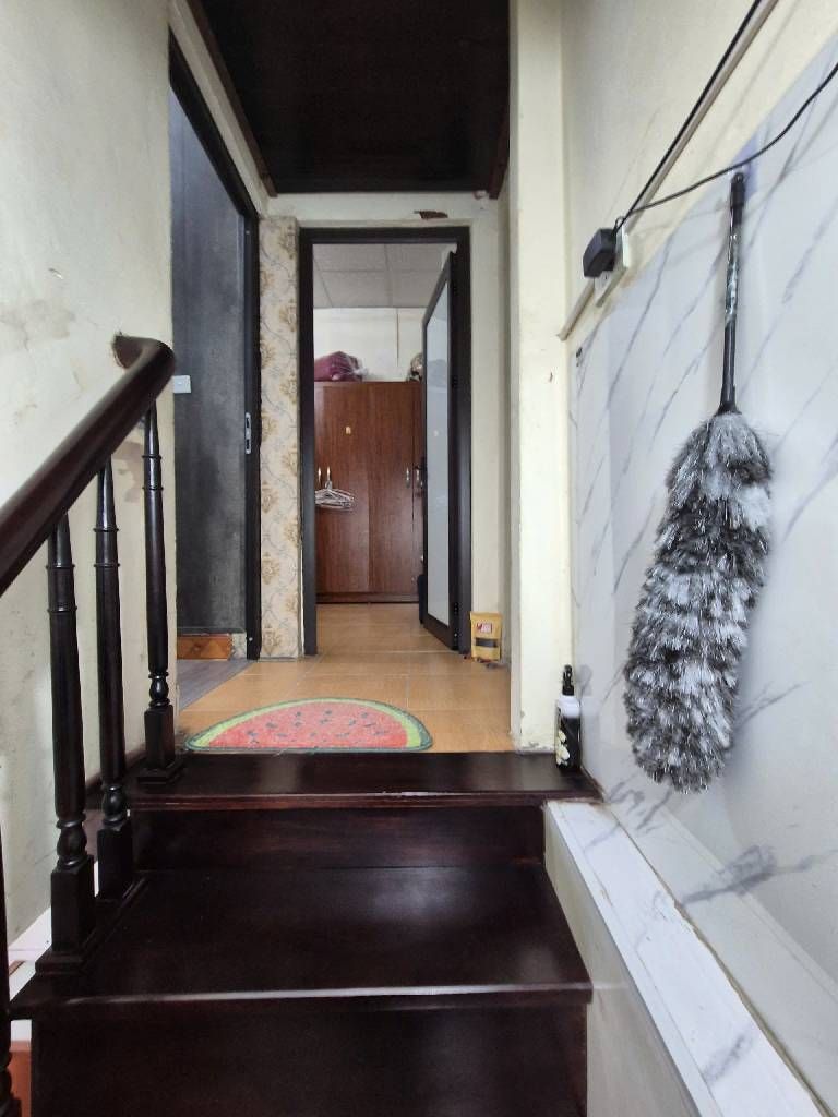 Bán nhà Thanh Xuân - diện tích 22m2 2 tầng - Ô TÔ ĐỖ CỔNG - giá 2,2 tỷ