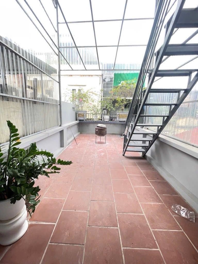 Bán nhà Phố Chợ Khâm Thiên - diện tích 75.5m2 4 tầng - Nhà mới full nội thất - giá 14,25 tỷ