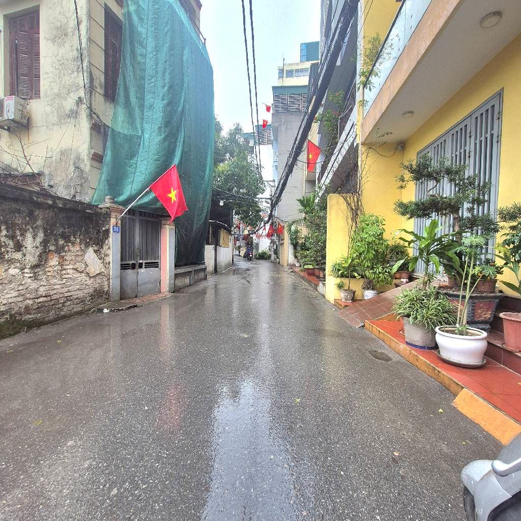 Bán nhà Thanh lân - diện tích 61,5m2 3 tầng - gần ô tô - giá 3,6 tỷ