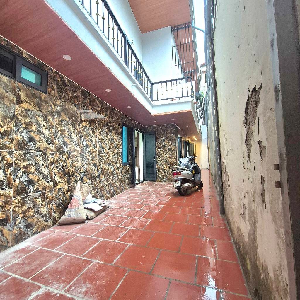 Bán nhà Thanh Lân - diện tích 65,2m2 3 tầng - gần ô tô - giá 3,6 tỷ